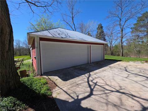 2160 Boston Road Hinckley OH 44233