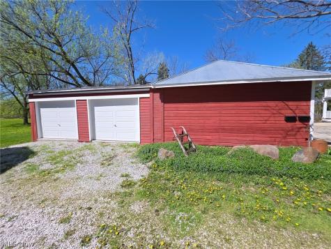 2160 Boston Road Hinckley OH 44233