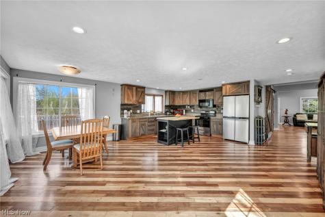 2160 Boston Road Hinckley OH 44233