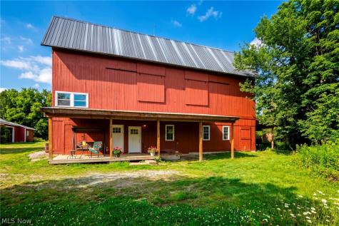 2160 Boston Road Hinckley OH 44233