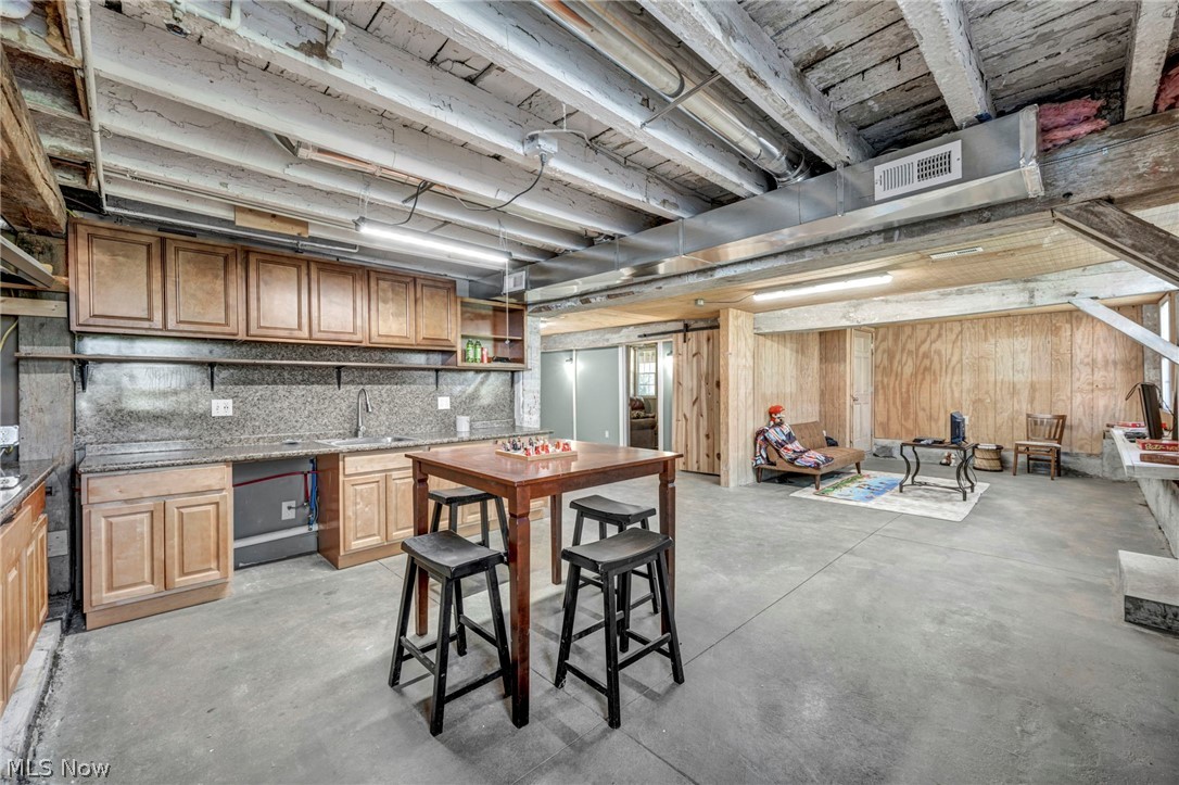 2160 Boston Road Hinckley OH 44233