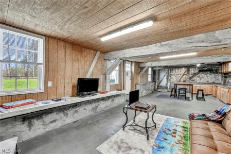 2160 Boston Road Hinckley OH 44233