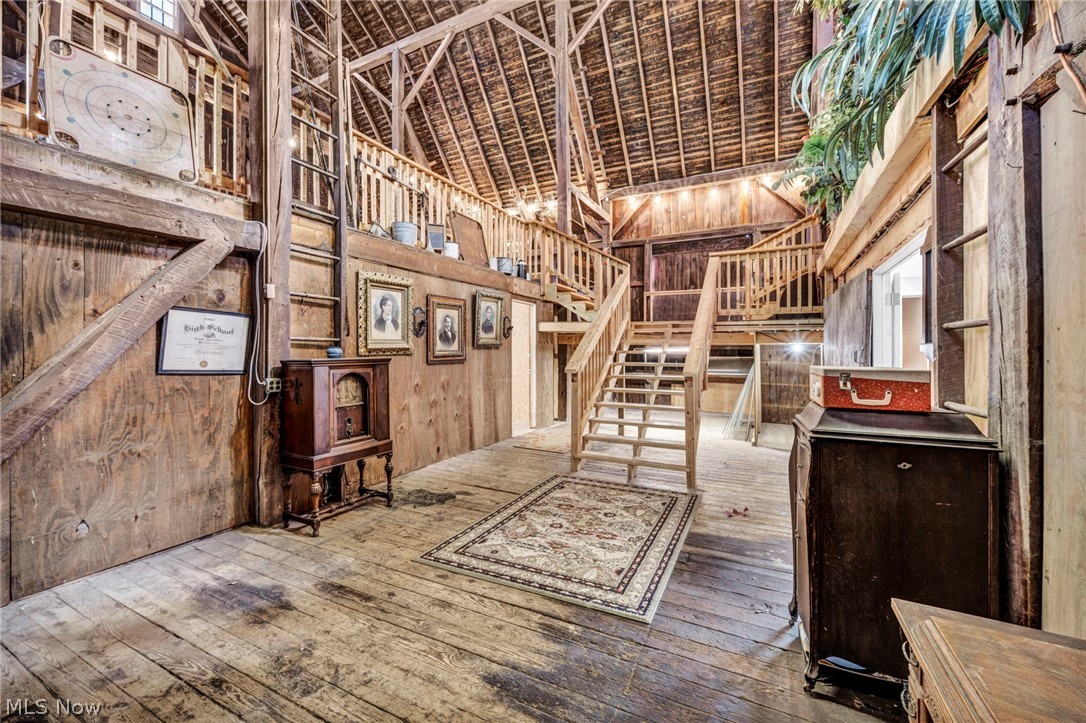 2160 Boston Road Hinckley OH 44233