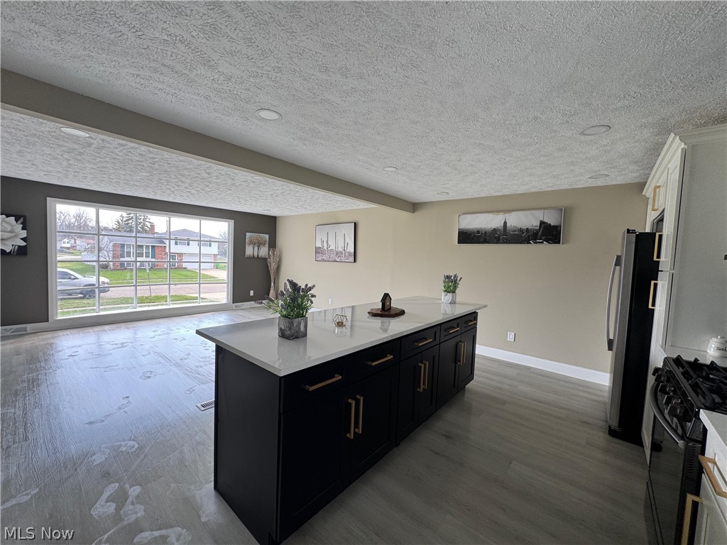 35 Santin Circle Bedford OH 44146
