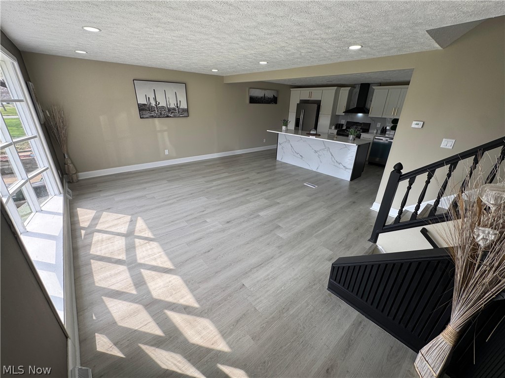 35 Santin Circle Bedford OH 44146