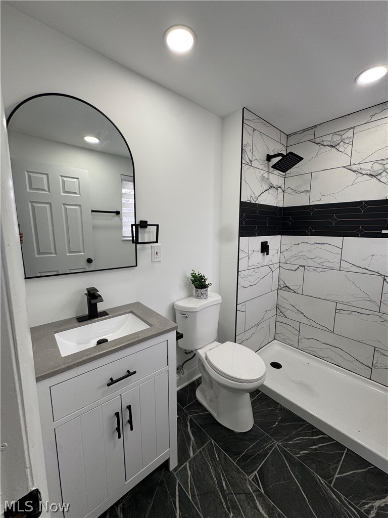 35 Santin Circle Bedford OH 44146