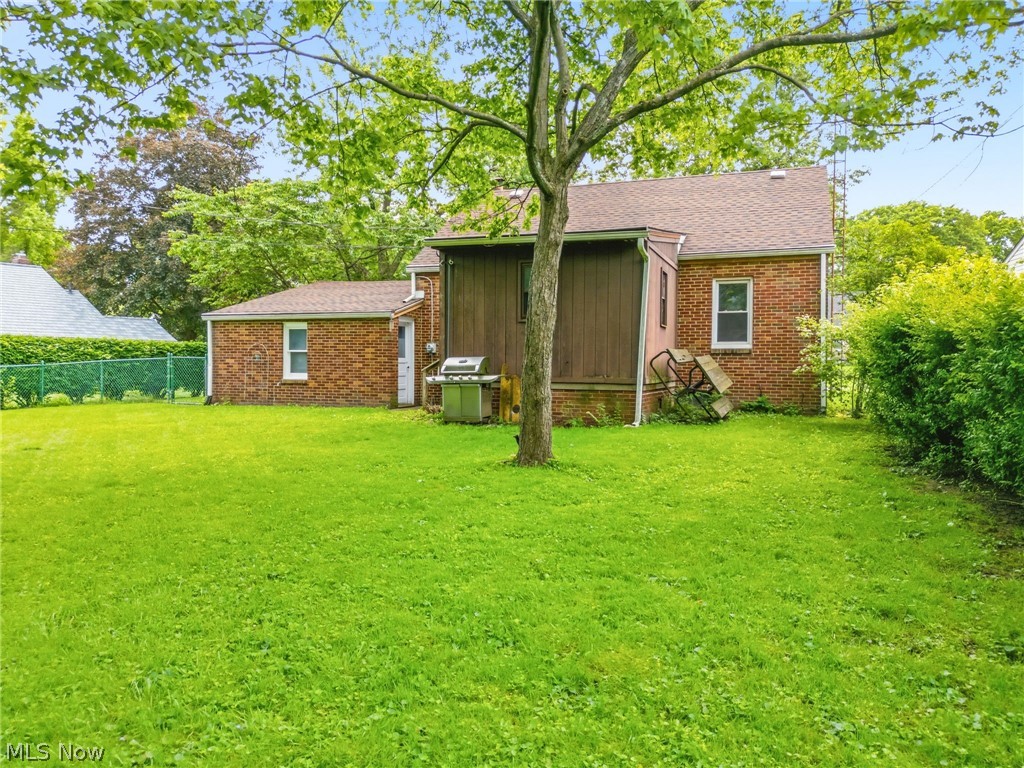 3312 Yale Avenue NW Canton OH 44709