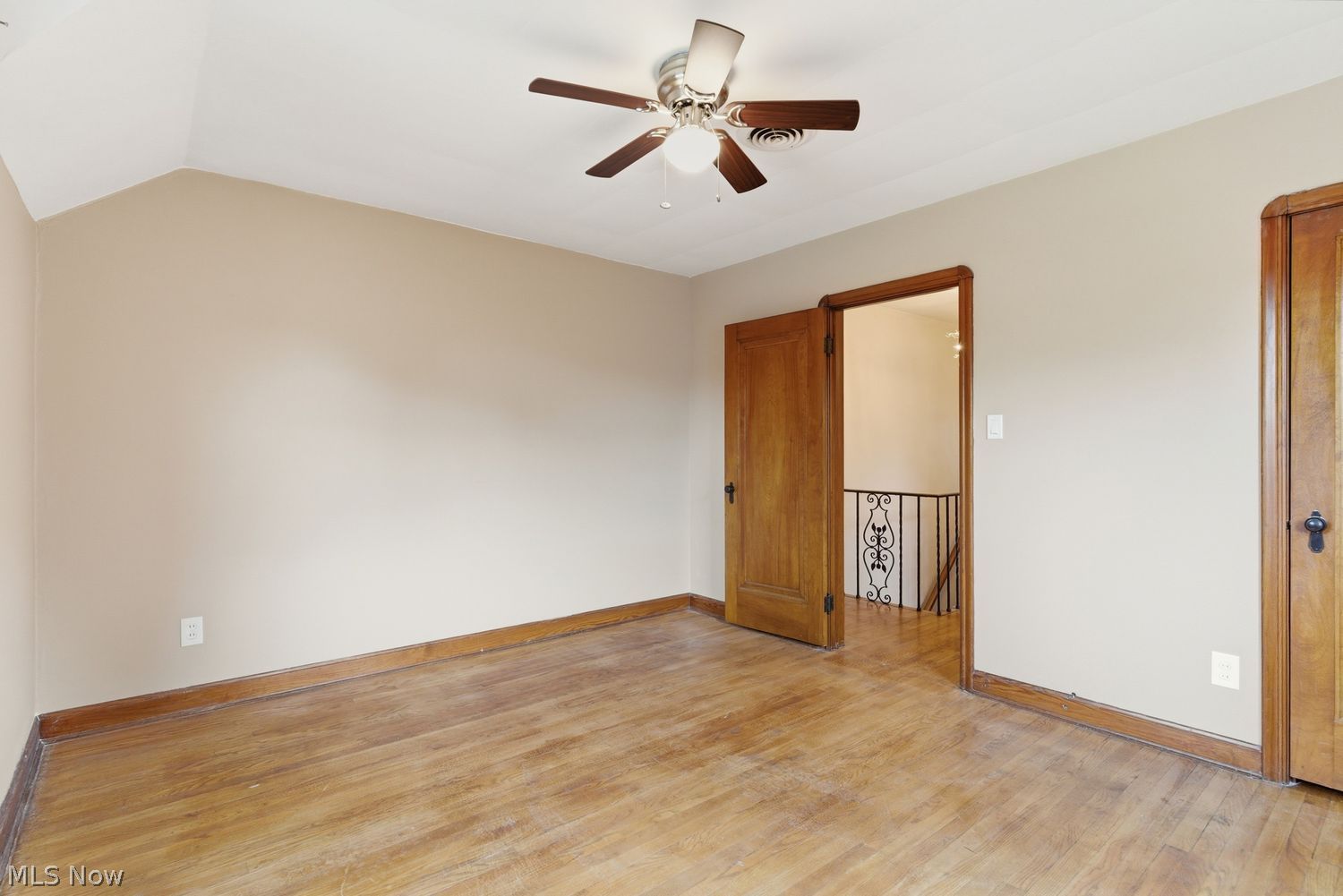 16111 Chatfield Avenue Cleveland OH 44111