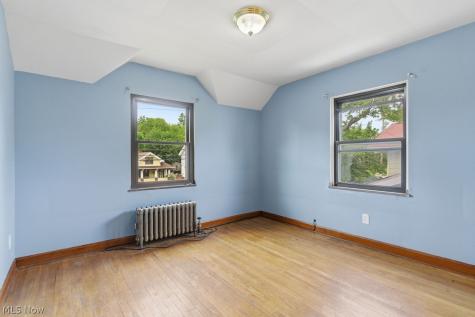 16111 Chatfield Avenue Cleveland OH 44111