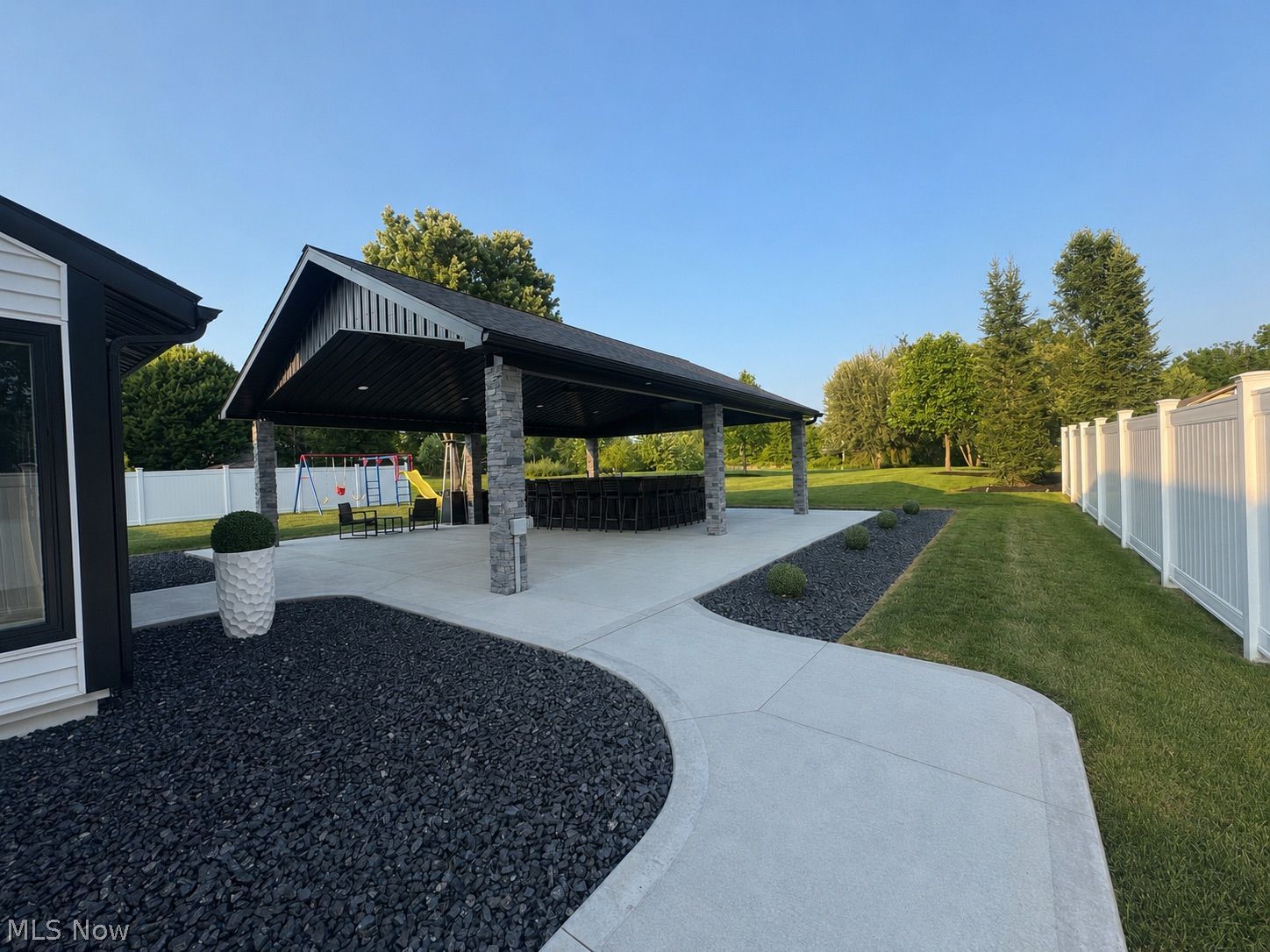 349 Buena Vista Avenue Vienna OH 44473
