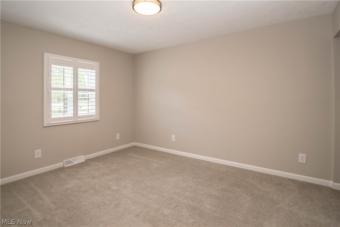 3350 Roanoke Street NW Massillon OH 44646