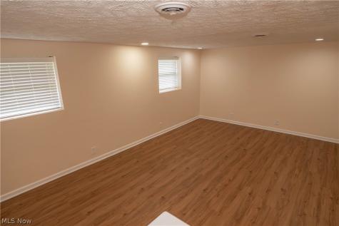 3350 Roanoke Street NW Massillon OH 44646