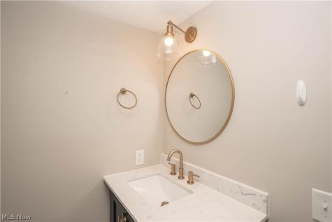 3350 Roanoke Street NW Massillon OH 44646