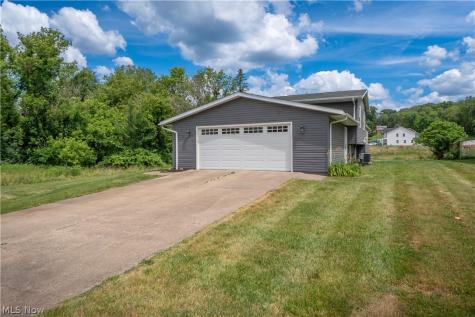3350 Roanoke Street NW Massillon OH 44646