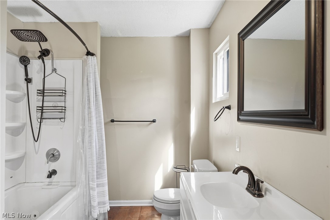 1555 Ambre Drive Akron OH 44312
