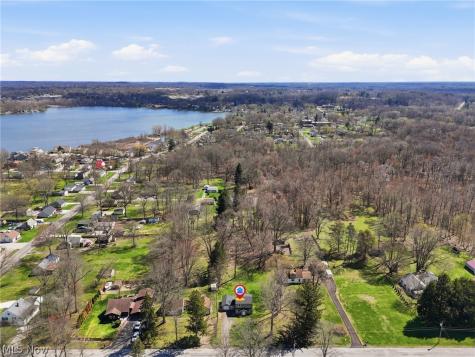 1555 Ambre Drive Akron OH 44312