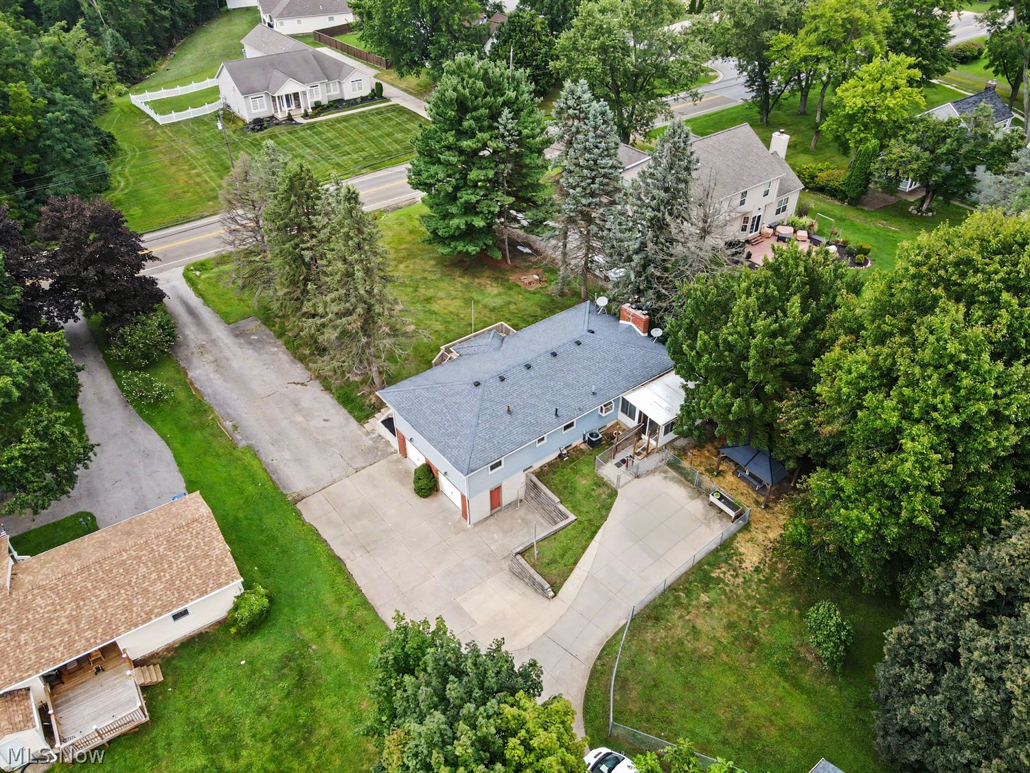 1544 Northeast Avenue Tallmadge OH 44278