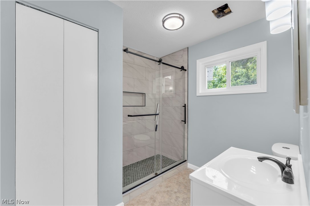 320 Elberta Drive Vermilion OH 44089