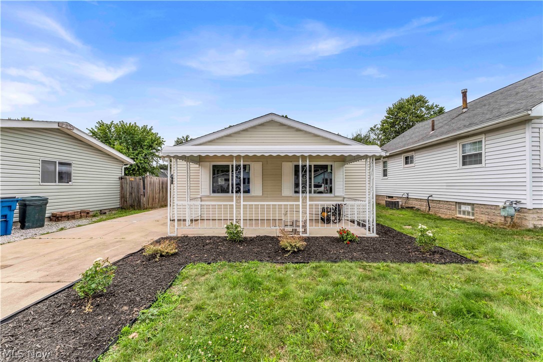 320 Elberta Drive Vermilion OH 44089