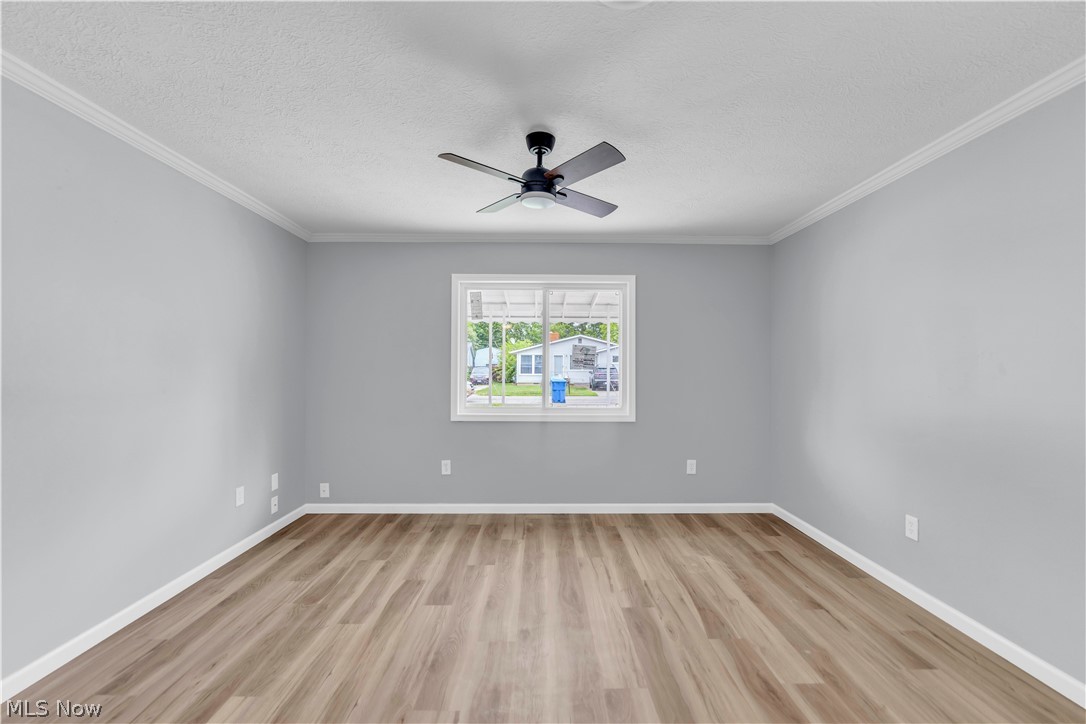 320 Elberta Drive Vermilion OH 44089