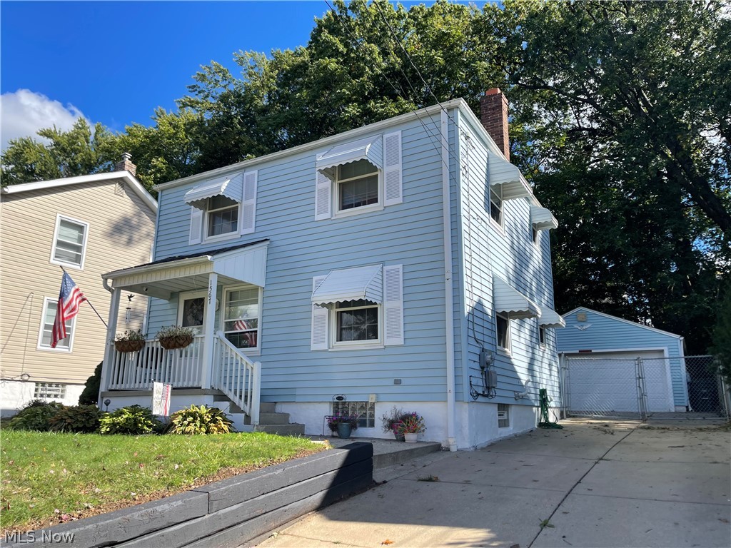1567 Sunset Avenue Akron OH 44301