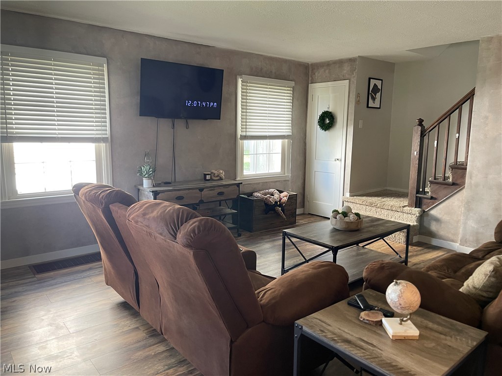 1567 Sunset Avenue Akron OH 44301