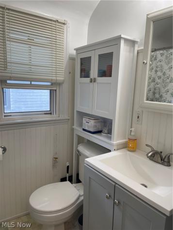 1567 Sunset Avenue Akron OH 44301