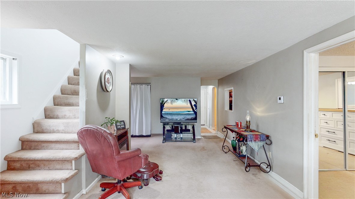2574 South Street Lakemore OH 44250