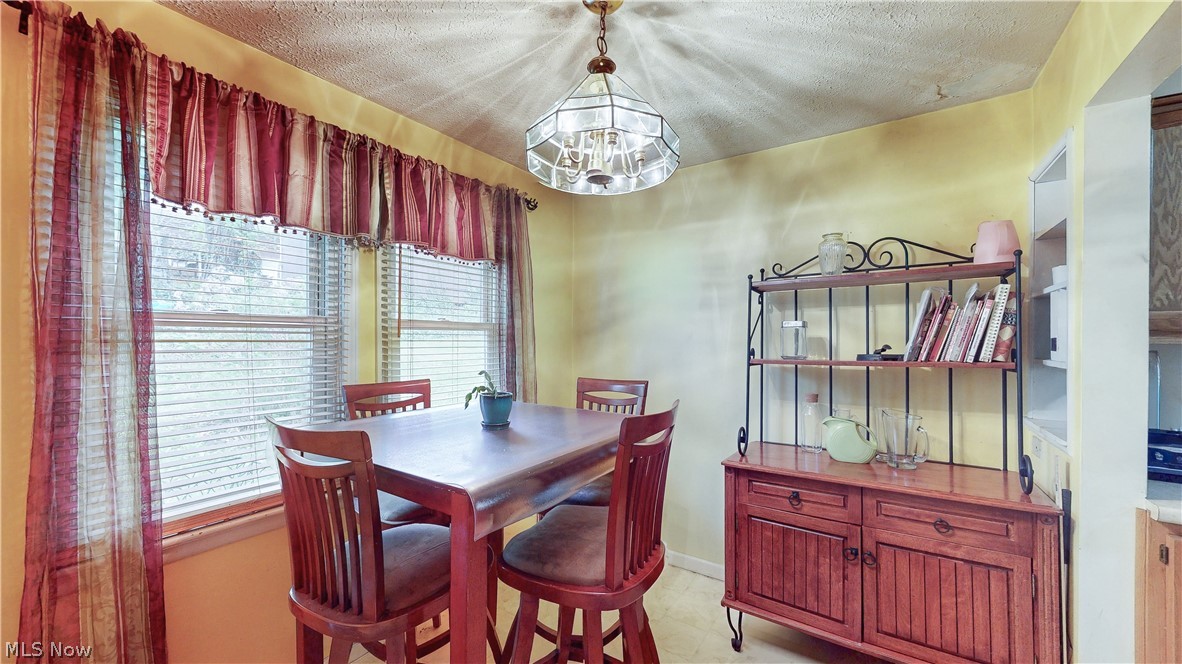 2574 South Street Lakemore OH 44250