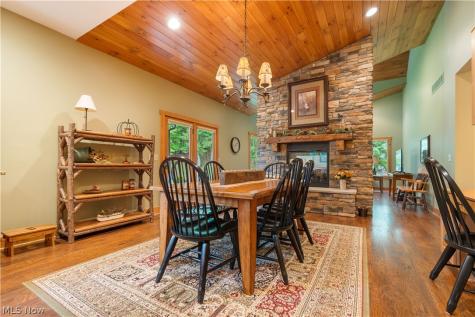 4724 Mayfair Road North Canton OH 44720