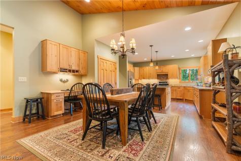4724 Mayfair Road North Canton OH 44720