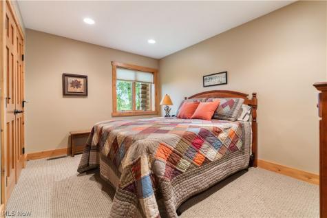 4724 Mayfair Road North Canton OH 44720