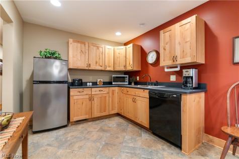 4724 Mayfair Road North Canton OH 44720