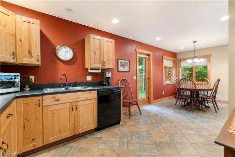 4724 Mayfair Road North Canton OH 44720