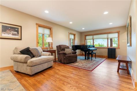 4724 Mayfair Road North Canton OH 44720