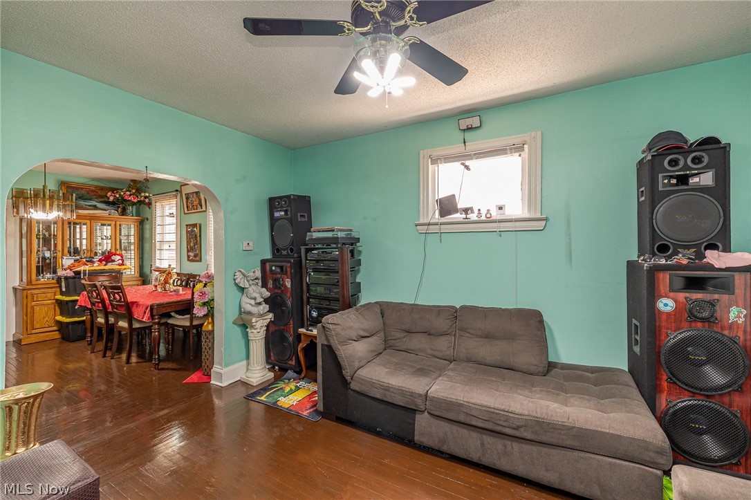 3201 W 54th Street Cleveland OH 44102