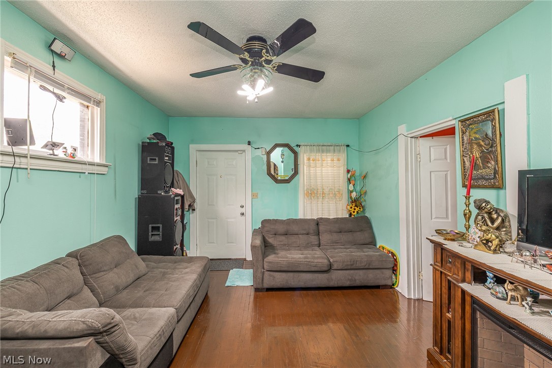 3201 W 54th Street Cleveland OH 44102