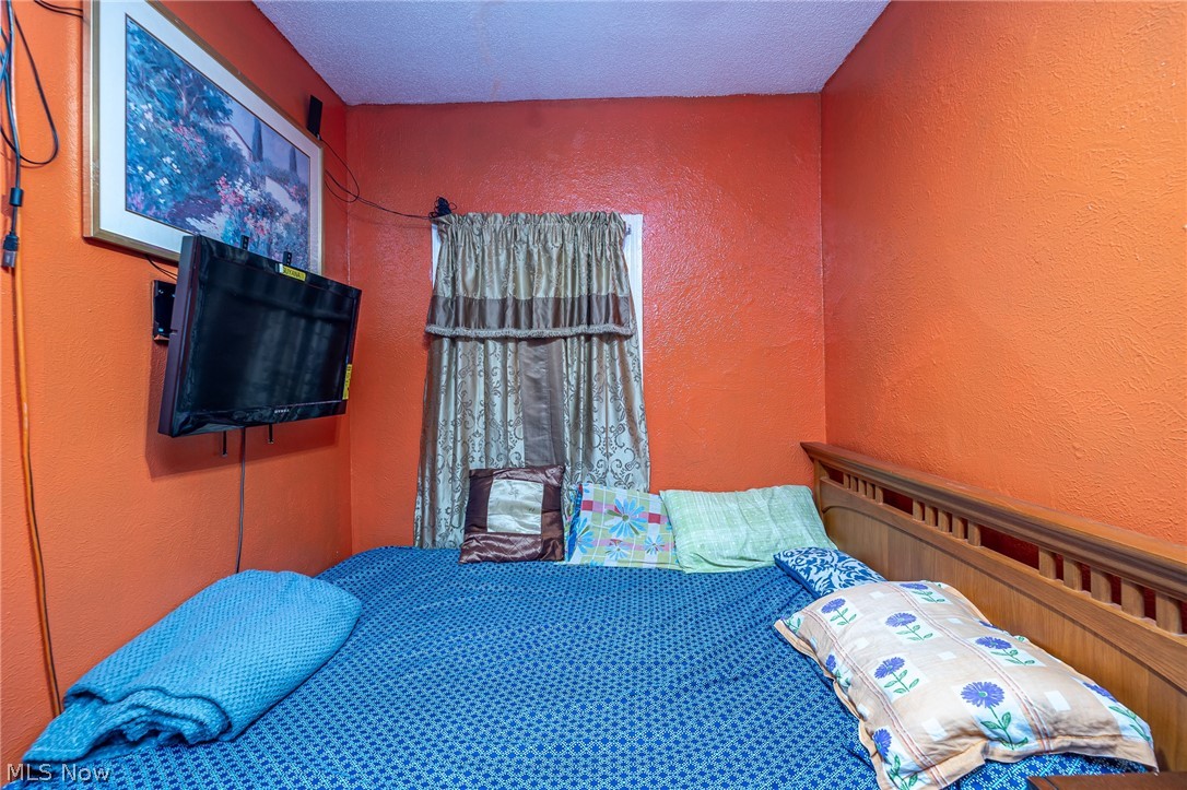 3201 W 54th Street Cleveland OH 44102