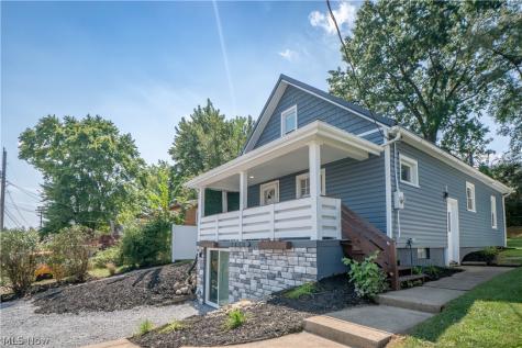 2413 Clearview Avenue NW Canton OH 44708