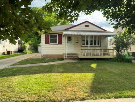 1322 Caryl Drive Bedford OH 44146