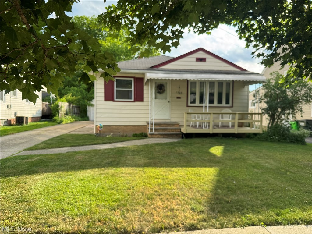 1322 Caryl Drive Bedford OH 44146