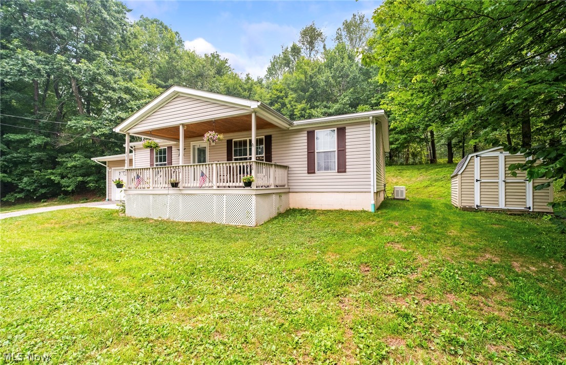 3306 Sycamore Drive New Waterford OH 44445