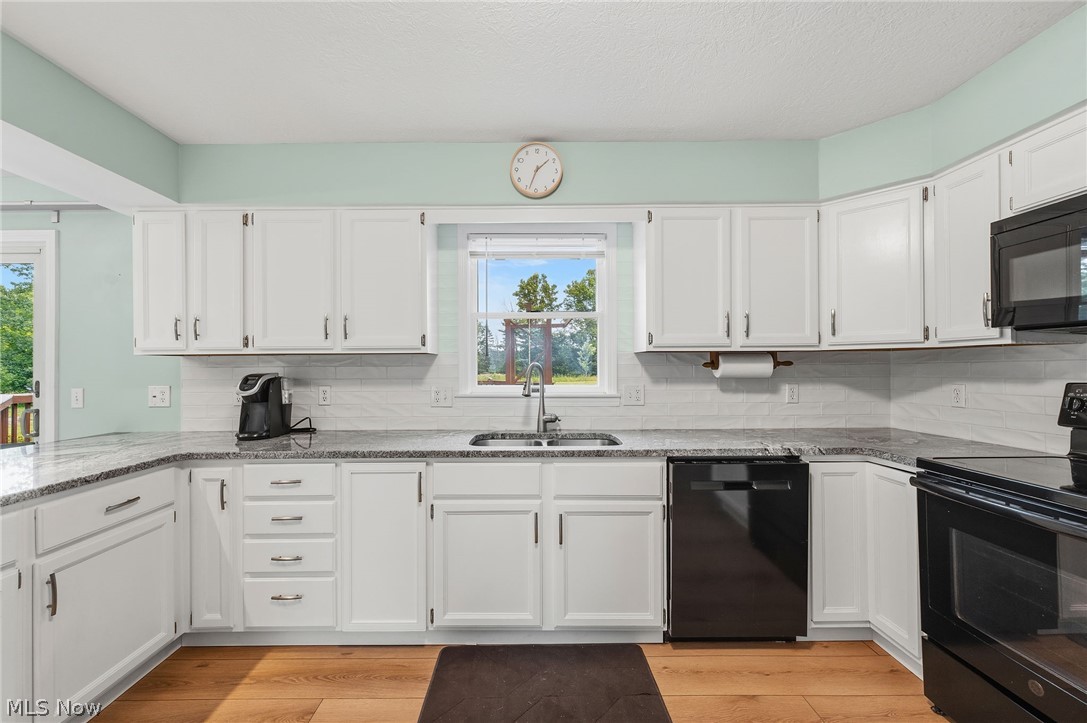 2815 Vandemark Road Litchfield OH 44253