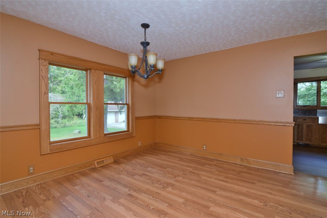 3795 Irving Park Avenue Woodmere OH 44122