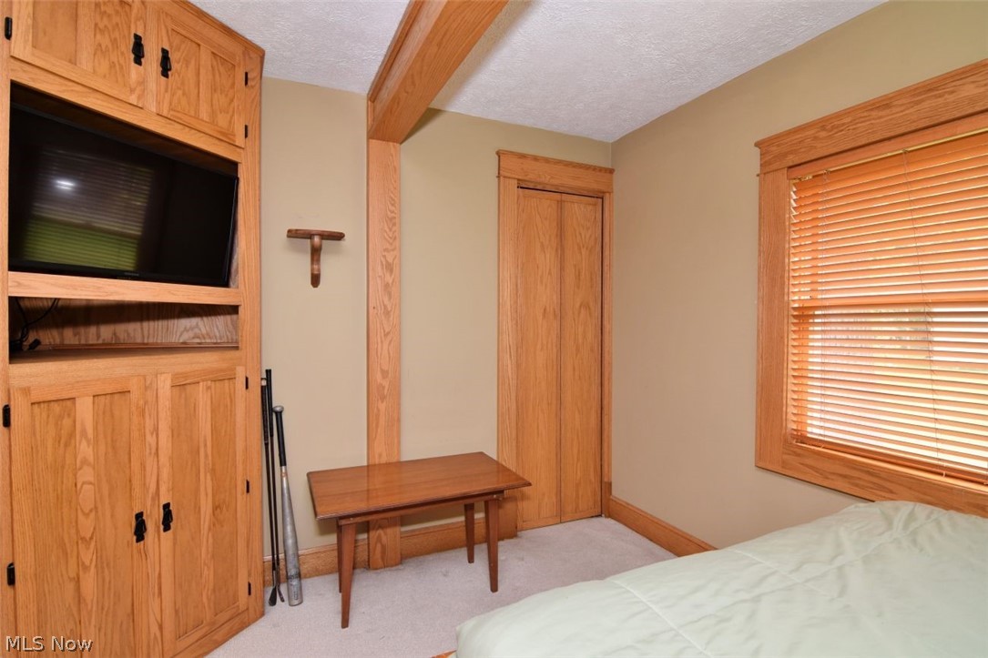 3795 Irving Park Avenue Woodmere OH 44122