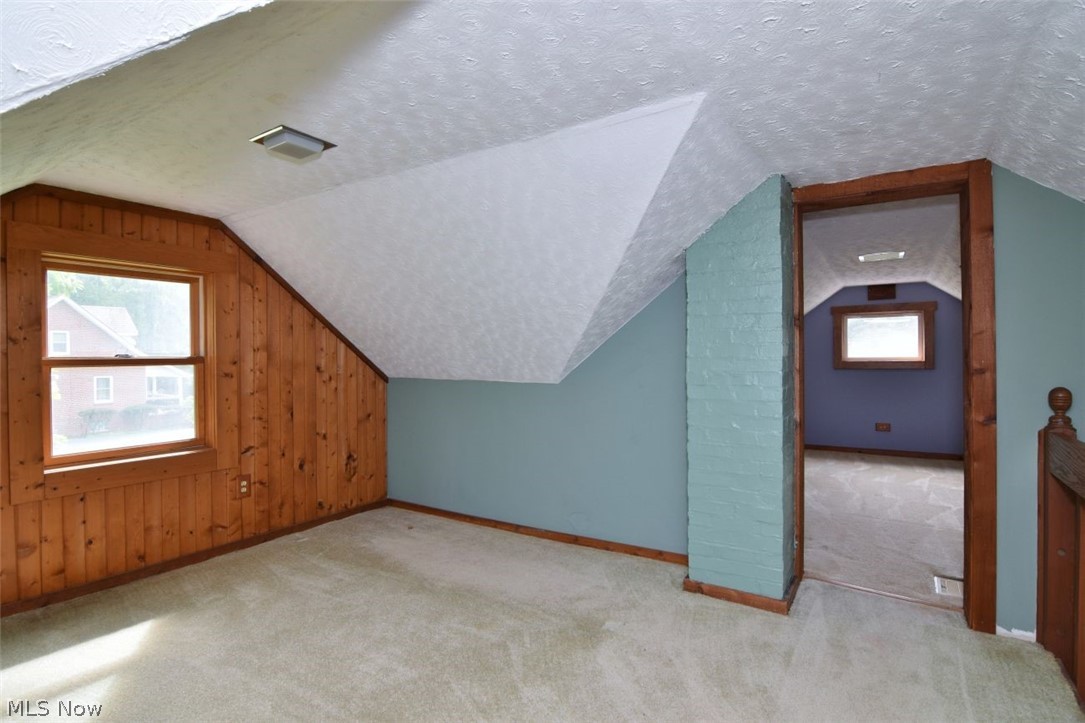 3795 Irving Park Avenue Woodmere OH 44122