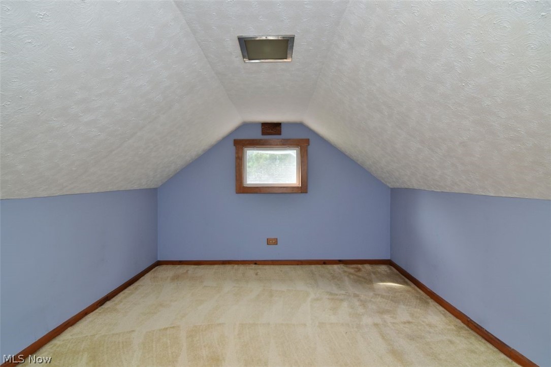 3795 Irving Park Avenue Woodmere OH 44122