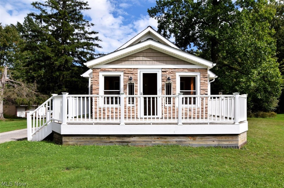 3795 Irving Park Avenue Woodmere OH 44122