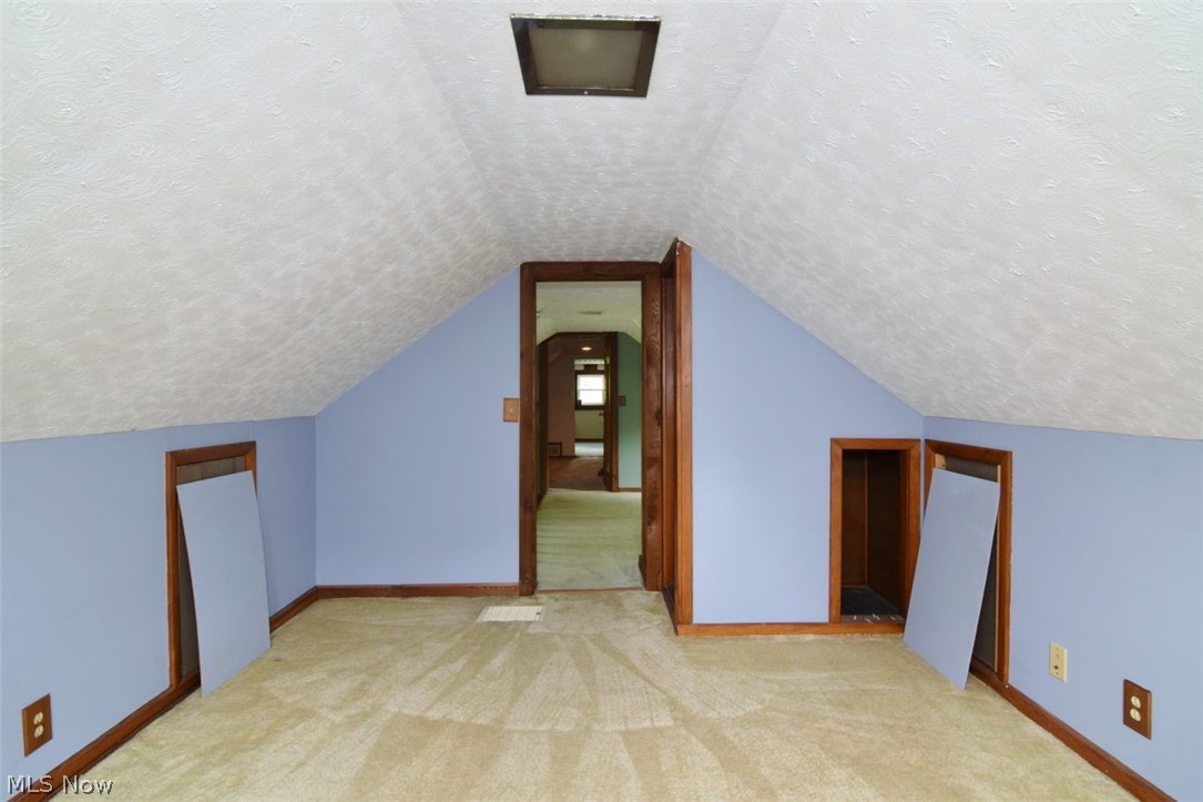 3795 Irving Park Avenue Woodmere OH 44122