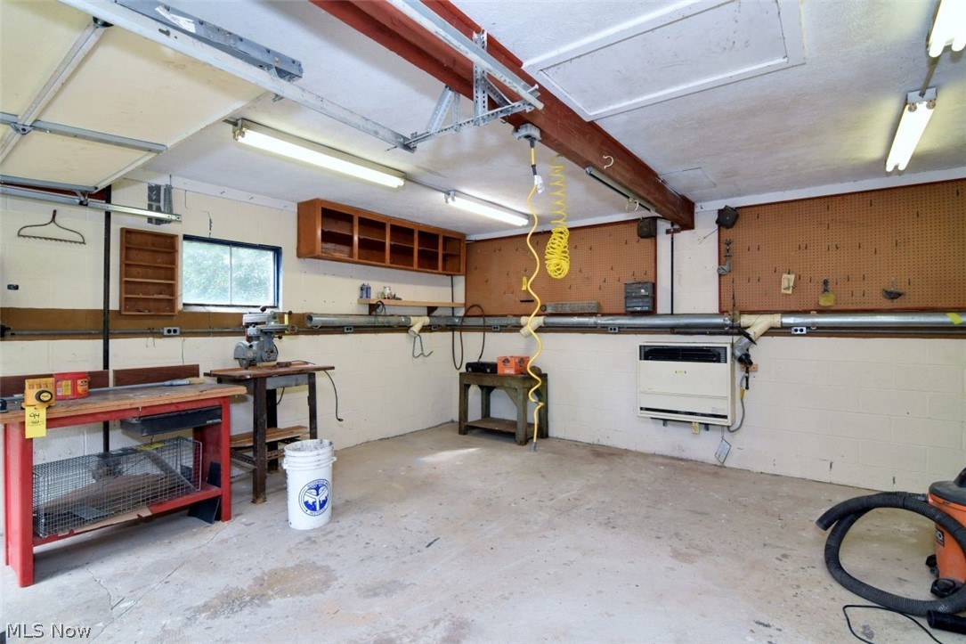 3795 Irving Park Avenue Woodmere OH 44122
